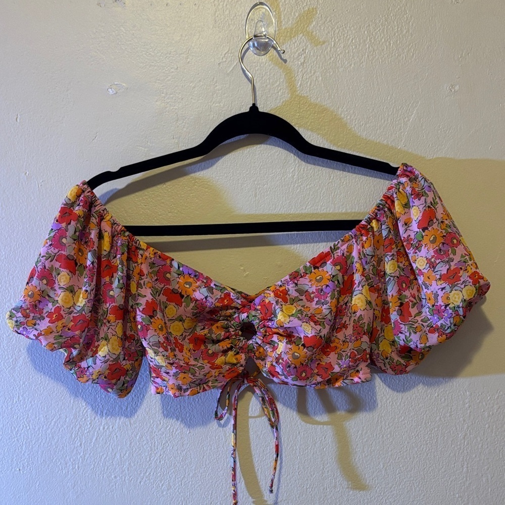 Wild Fable Floral Puff Sleeve Crop Top